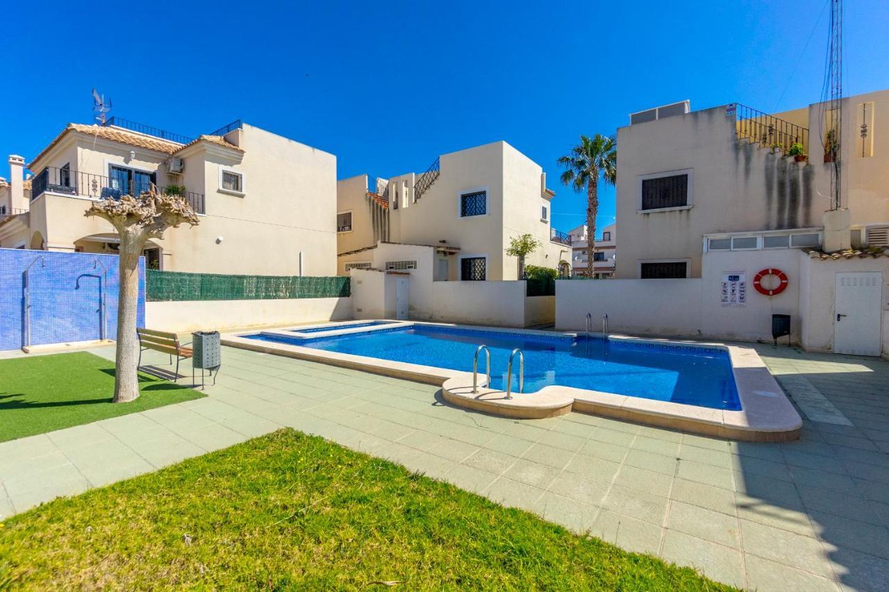 Fh Mediterraneo Torrevieja Eksteriør billede
